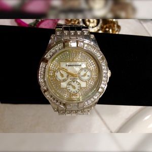 ‼️Gold & Silver Cerentino Watch‼️
