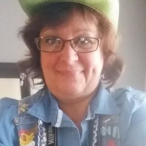 Meet your Posher, Brenda