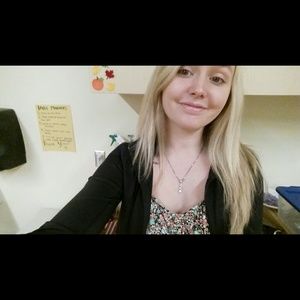 Meet your Posher, Ashley