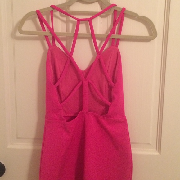 Hot pink mini! - Picture 2 of 2