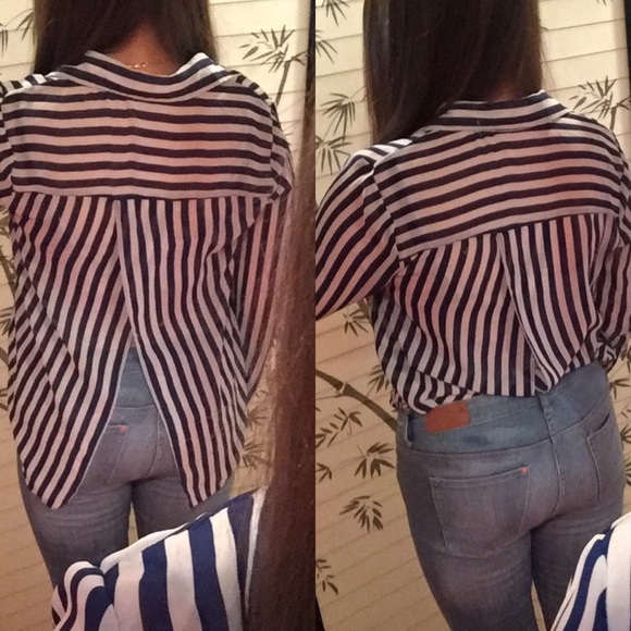 🔴Open-back polyester button down - Picture 2 of 4