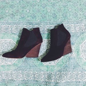 Steven: Maliik Booties (Brown Suede) 6.5M