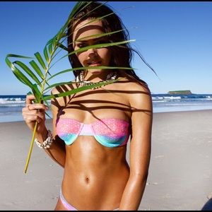 Moana mermaid tales top size small