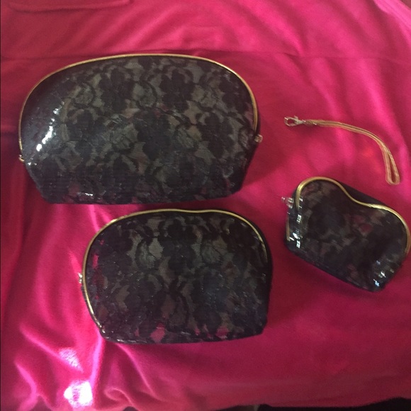 Four piece black lace makeup bag set - Picture 1 of 3