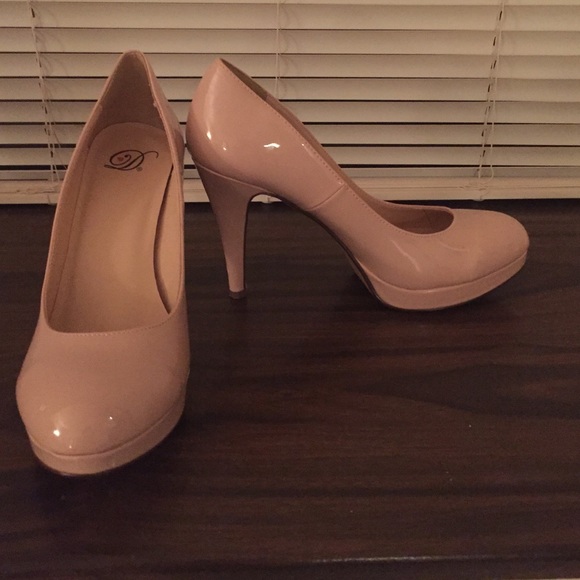Pink/nude heels
