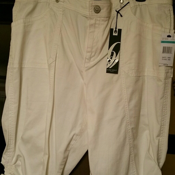 Nine West White Capri