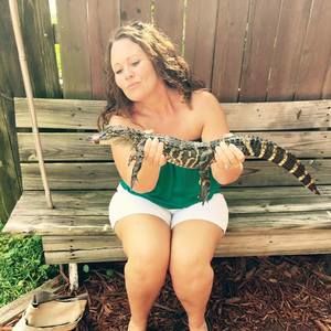 Meet your Posher, Allyson