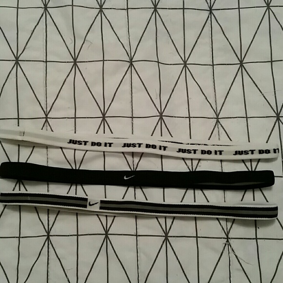 Nike workout headbands