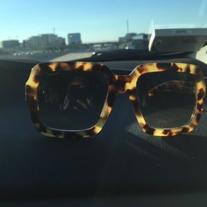TRADE w/ @kdcole 100% authentic Prada sunglasses