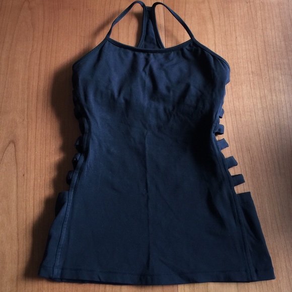 🚫SOLD🚫 Kira Grace | Warrior Tough Cut Tank - Picture 3 of 4