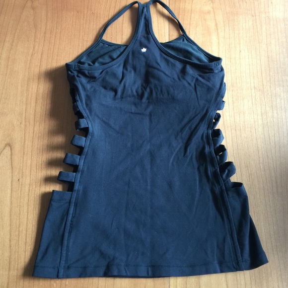 🚫SOLD🚫 Kira Grace | Warrior Tough Cut Tank - Picture 4 of 4