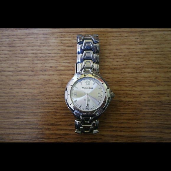 Watch - Picture 1 of 2