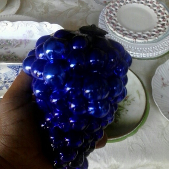 Vintage ornaments - Picture 1 of 1