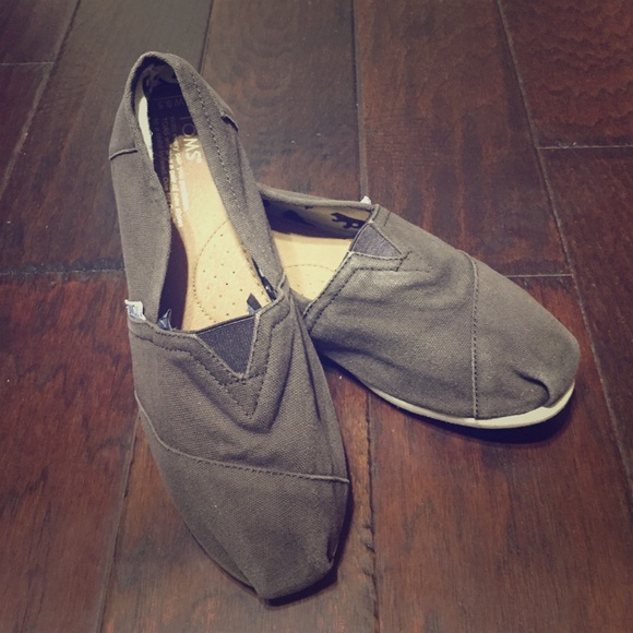 Toms 9.5