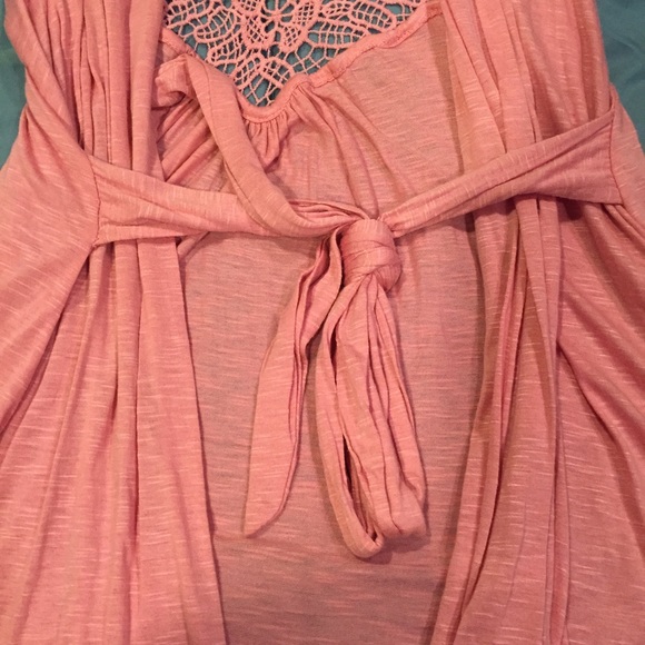 🔴Pink vest - Picture 3 of 3