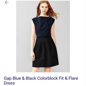 GAP black amd navy colorblock boatneck dress