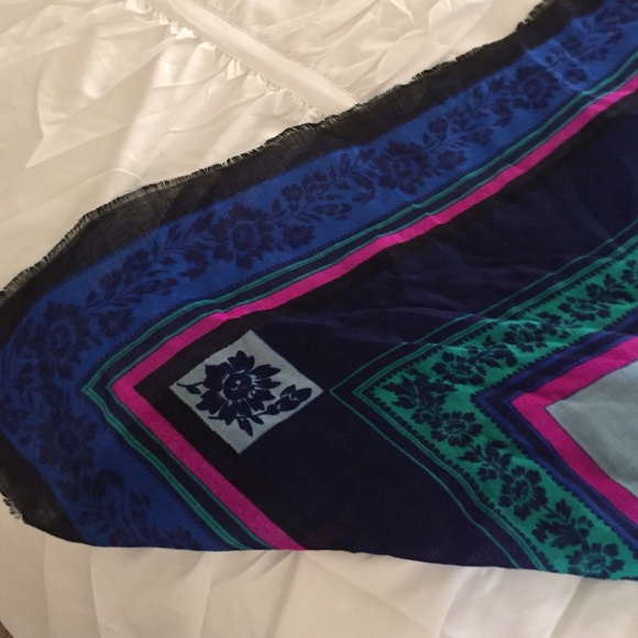 Knit Scarf... - Picture 3 of 4