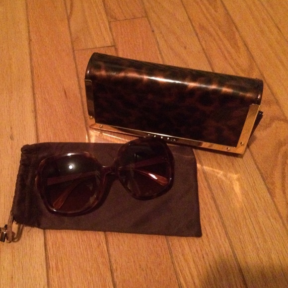 Tory Burch Sunglasses. Brand New.