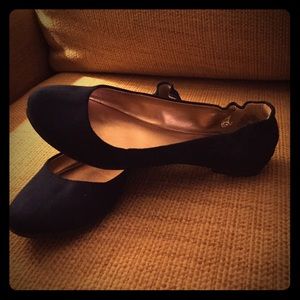 Size 6.5 navy shoes
