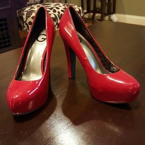 Bright red G by Guess heels 7.5