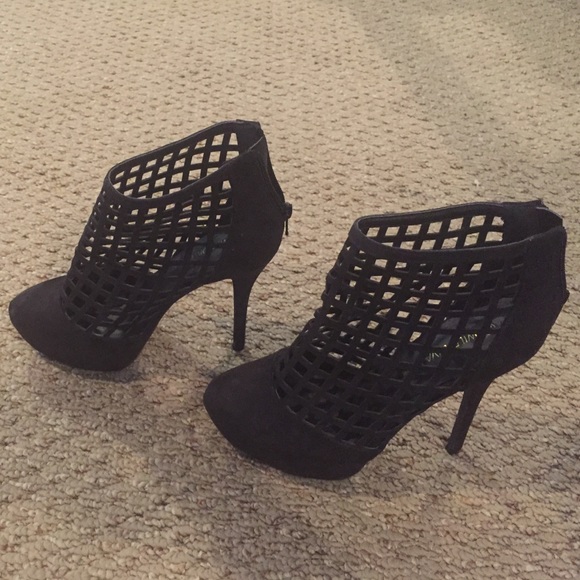 Wild Diva Shoes - Heels
