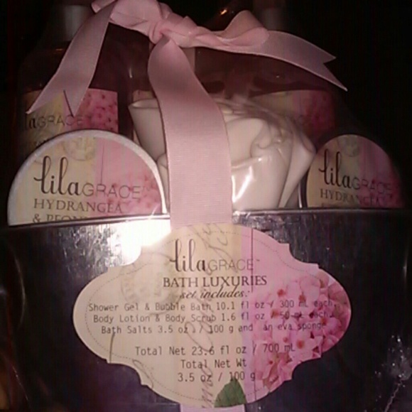 Bath Luxuries - Picture 1 of 1