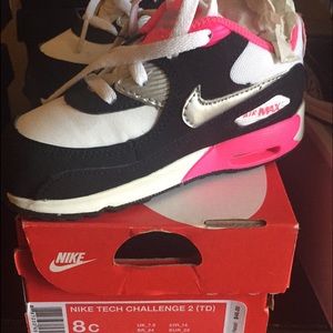 Girls Toddler Size 8 Nike Air Max