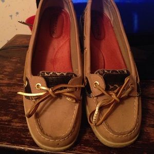 Sperry topside