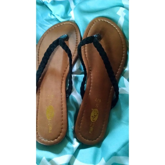 Rue21 flip flops