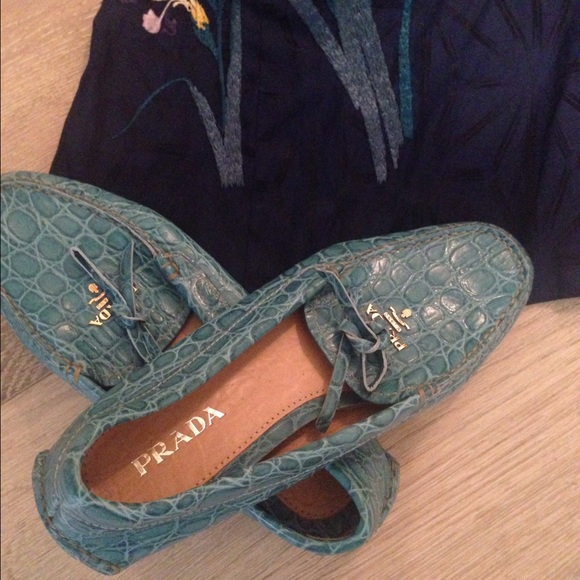 Beautiful Prada Loafers - Picture 3 of 4