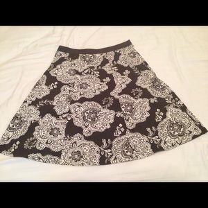 Reduced! Brown and white paisley skirt- like new!