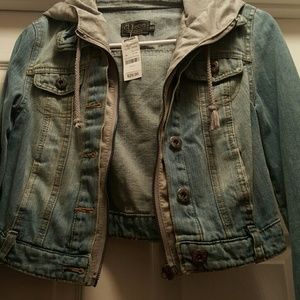 Jean jacket, NWT