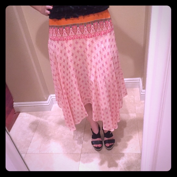 Banana Republic Assymetrical Silk Boho skirt Sz 4