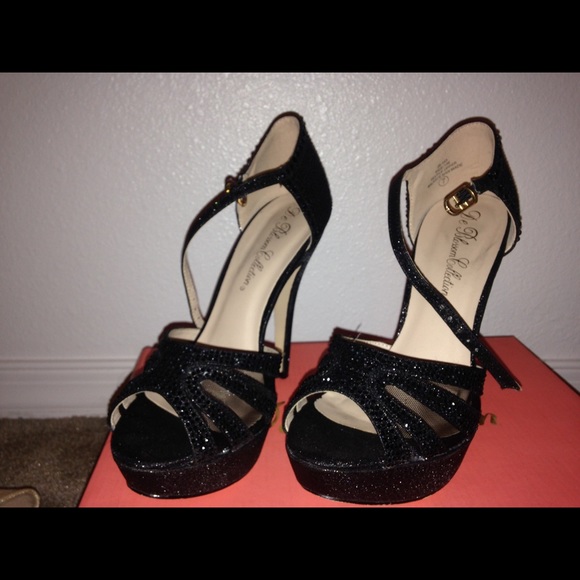 High heels - Picture 1 of 3