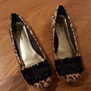 Fergalicious Leopard Print Ballet Flats Size 9.5