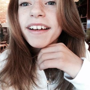 Meet your Posher, Kaylie