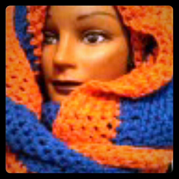 Award winning handmade crochet hoodie - Picture 1 of 2