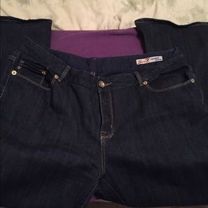 Bootcut Seven7 Jeans