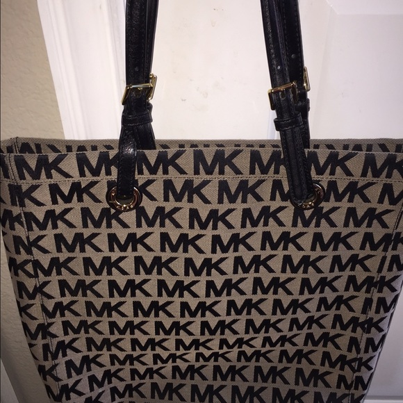 Authentic Michael Kors Purse