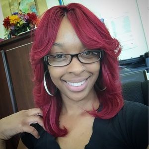 Meet your Posher, Alexis