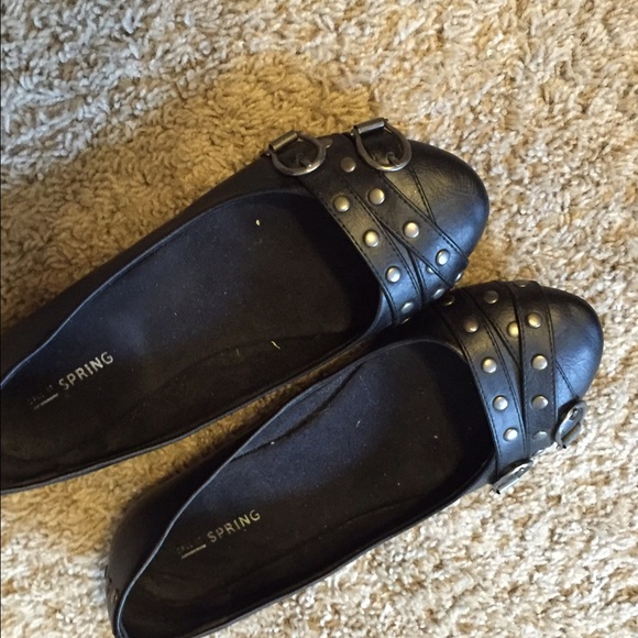 Ballet flats