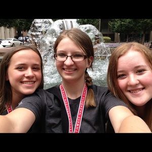 Meet your Posher, Shelly