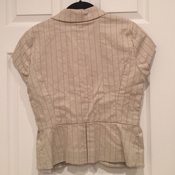 NWT-Crop jacket - Picture 2 of 3