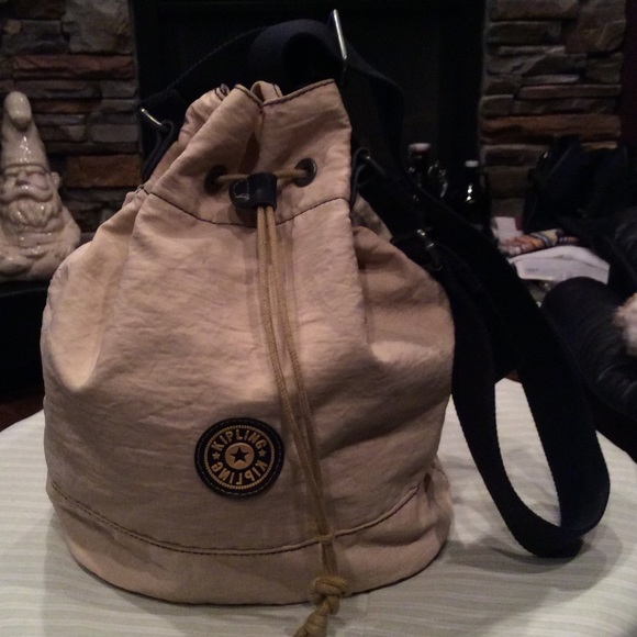 kipling drawstring