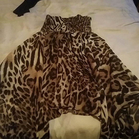 A it can be a shirt or a dress