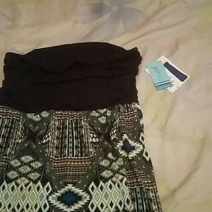 It's a dress strapless