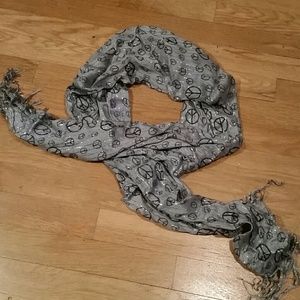 Peace sign scarf