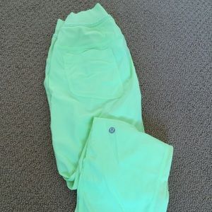 Studio Capri Lululemon pants