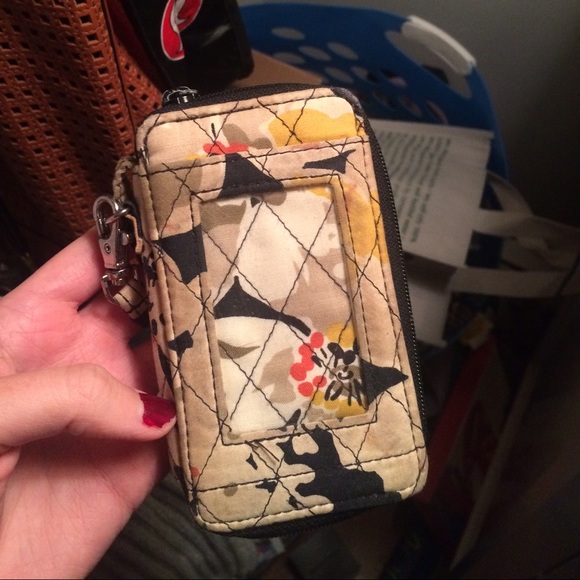 Vera Bradley wallet (NO TRADES)