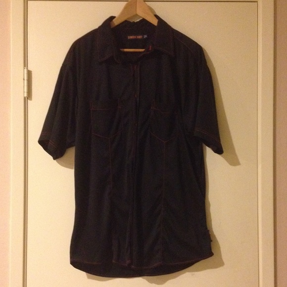 Men's black shirt with red stitching - Picture 3 of 4